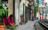 [Ảnh] Những khoảnh khắc bình dị nơi ‘xóm đường tàu’ khi bình minh lên