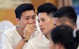 Dàn soái ca áo trắng tuyển Việt Nam gây sốt khi đi dự đám cưới cầu thủ Hùng Dũng