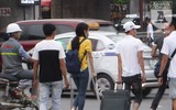 [Ảnh] Hà Nội: Tắc đường, cảnh người dân chen chúc nhau về quê trong dịp nghỉ lễ 30-4, 1-5