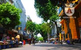 [Ảnh] Thú vị trước một Hồ Gươm vắng lặng trong ngày đầu tiên của dịp nghỉ lễ