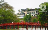 [Ảnh] Thú vị trước một Hồ Gươm vắng lặng trong ngày đầu tiên của dịp nghỉ lễ