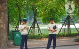 [Ảnh] Hà Nội: Những phận người nhọc nhằn mưu sinh trong dịp nghỉ lễ