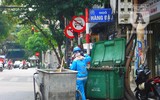 [Ảnh] Hà Nội: Những phận người nhọc nhằn mưu sinh trong dịp nghỉ lễ