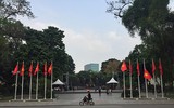 [ẢNH] Cờ đỏ sao vàng, biểu ngữ rợp trời Hà Nội mừng các ngày Lễ lịch sử của đất nước