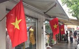 [ẢNH] Cờ đỏ sao vàng, biểu ngữ rợp trời Hà Nội mừng các ngày Lễ lịch sử của đất nước