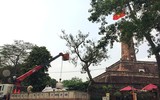 [ẢNH] Cờ đỏ sao vàng, biểu ngữ rợp trời Hà Nội mừng các ngày Lễ lịch sử của đất nước