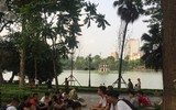 [ẢNH] Phố đi bộ Hồ Gươm tấp nập trong những ngày cuối dịp nghỉ lễ