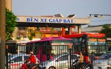 [ẢNH] Người dân chen chúc trở lại Thủ đô