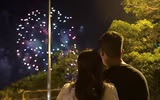 [ẢNH] Mãn nhãn với màn pháo hoa rợp trời tối 30-4 mừng ngày thống nhất