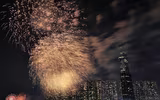 [ẢNH] Mãn nhãn với màn pháo hoa rợp trời tối 30-4 mừng ngày thống nhất