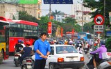 [Ảnh] Những chiến sĩ quên mình trong nắng nóng, đảm bảo an toàn giao thông sau nghỉ lễ