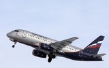 Hiện trường máy bay Superjet bốc cháy ở Moscow, ít nhất 41 người thiệt mạng