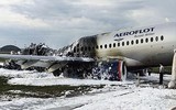 Hiện trường máy bay Superjet bốc cháy ở Moscow, ít nhất 41 người thiệt mạng