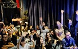 [ẢNH] Hương Tràm bật khóc nói lời tạm chia tay sự nghiệp ca hát