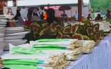 [Ảnh] 5.000 suất chay được phát tâm miễn phí cho các nhà sư, phật tử tại Đại lễ Vesak 2019