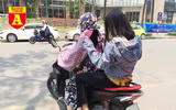 [ẢNH] Đường phố Hà Nội vắng hoe, người dân chống nắng kín mít vẫn ngại ra đường