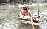 [ẢNH] Mỹ nhân Việt khoe đường cong với bikini trong ngày nắng nóng
