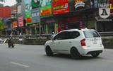[Ảnh] Đi ngược chiều, lấn làn đường: Tiện việc mình, hại cho người