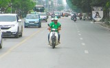 [Ảnh] Đi ngược chiều, lấn làn đường: Tiện việc mình, hại cho người