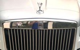 [ẢNH] Rolls-Royce Cullinan: Siêu xe mà Ronaldo phải 