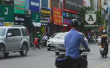 [Ảnh] Đi ngược chiều, lấn làn đường: Tiện việc mình, hại cho người