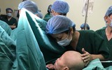 Cảm phục những người mẹ ung thư từ chối điều trị nhường sự sống cho con