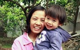 Cảm phục những người mẹ ung thư từ chối điều trị nhường sự sống cho con