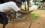 [ẢNH] Kỳ lạ ngôi làng Thái Lan, nơi người và rắn hổ mang là 