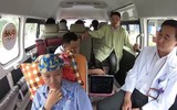 Cuộc trùng phùng đầy nước mắt của người mẹ ung thư và con trai Bình An