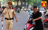 Thi THPT Quốc gia 2019: Phụ huynh sĩ tử bồn chồn chờ đợi trước cổng trường thi