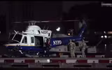 Xem cảnh sát Mỹ áp tải trùm ma túy khét tiếng El Chapo về trại biệt giam