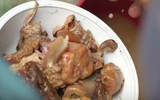Pagpag - món thịt thừa từ bãi rác ám ảnh cuộc sống dân nghèo Philippines