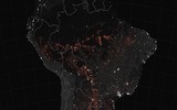 Cháy rừng Amazon: Bầu trời Brazil chìm trong khói tro, 3h chiều tối đen như giữa đêm