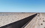 Cận cảnh bức tường biên giới Mexico - Mỹ của Tổng thống Donald Trump