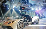 Cận cảnh đám cưới siêu hot của con gái Minh 