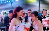 Cận cảnh đám cưới siêu hot của con gái Minh 