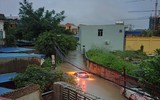 Thái Nguyên ngập lụt kỷ lục, ô tô 