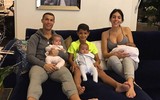 Ronaldo bật khóc hé lộ cuộc sống nổi tiếng 