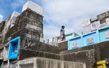 Dân nghèo Philippines chen chúc 