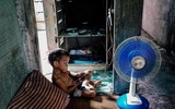 Dân nghèo Philippines chen chúc 