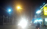 [ẢNH] Nguy hiểm khôn lường khi bật đèn pha không đúng cách