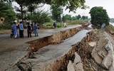 [ẢNH] Hậu quả khủng khiếp từ trận động đất làm rung chuyển đất nước Pakistan
