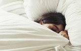 [ẢNH] Tại sao tắm khuya lại có thể gây đột tử và nhiều căn bệnh khác?