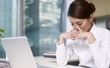 [ẢNH] Những mẹo vặt giúp đôi mắt của bạn luôn khỏe dù tiếp xúc với máy tính thường xuyên