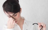 [ẢNH] Những mẹo vặt giúp đôi mắt của bạn luôn khỏe dù tiếp xúc với máy tính thường xuyên
