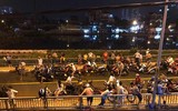 [ẢNH] TP.HCM: Triều cường dâng gây vỡ bờ bao, nước 