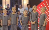 Những gương mặt 