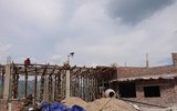 Cận cảnh khách sạn 7 tầng xây dựng trái phép trên đèo Mã Pì Lèng