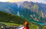 Cận cảnh khách sạn 7 tầng xây dựng trái phép trên đèo Mã Pì Lèng