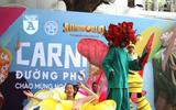 [ẢNH] Phố đi bộ Hồ Gươm tưng bừng sắc màu trong Carnival đậm chất Mỹ-Latin